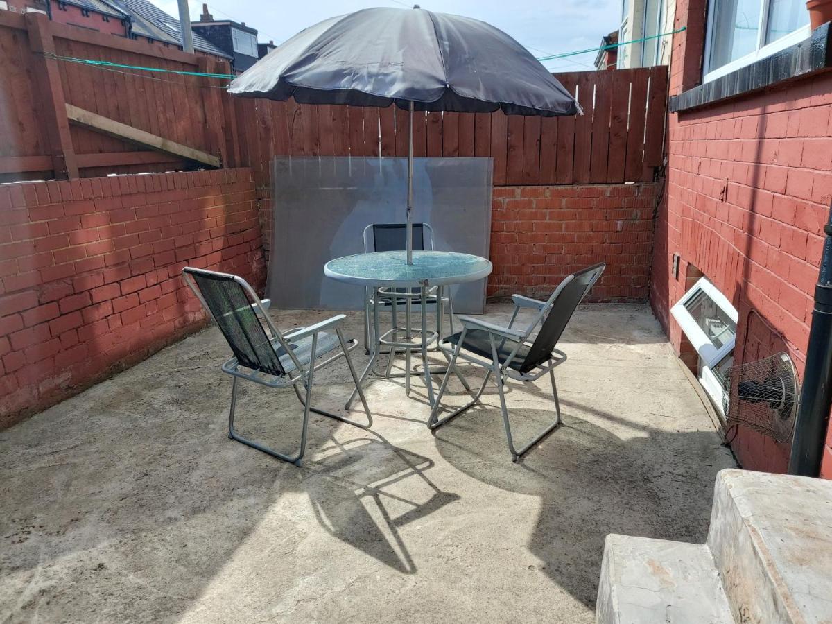 Lovely Studio-Flat With Free Parking, Free Wifi. Leeds  Exteriör bild